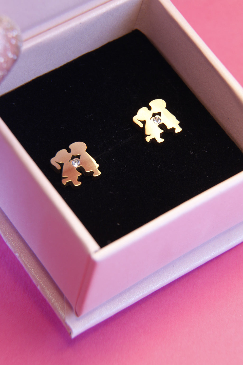 Kissing Couple Stud Earrings | Gold Boy & Girl Stud Earrings | Romantic Gift Jewelry